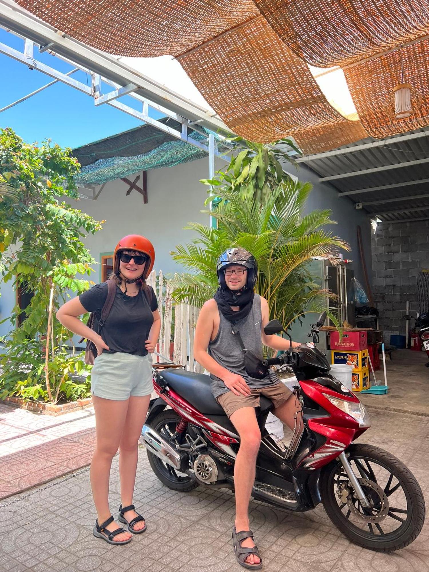 Dai Duong La Gi Homestay & Coffee Экстерьер фото